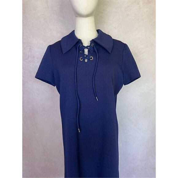 Vintage Shift Dress - Picture 2 of 6